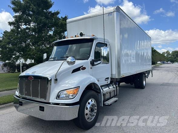 Peterbilt 536 Camion Fourgon