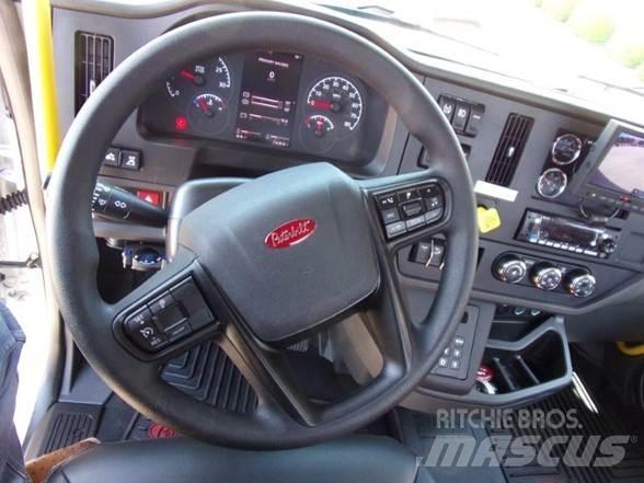 Peterbilt 536 Construction - Autres