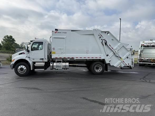Peterbilt 537 Camion poubelle