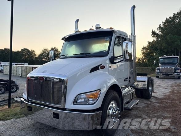 Peterbilt 537 Tracteur routier
