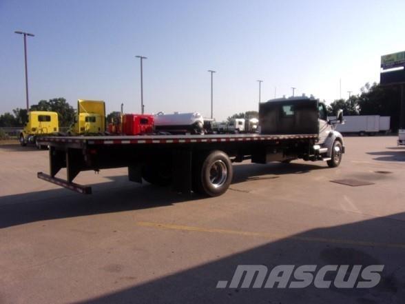 Peterbilt 537 Camion plateau