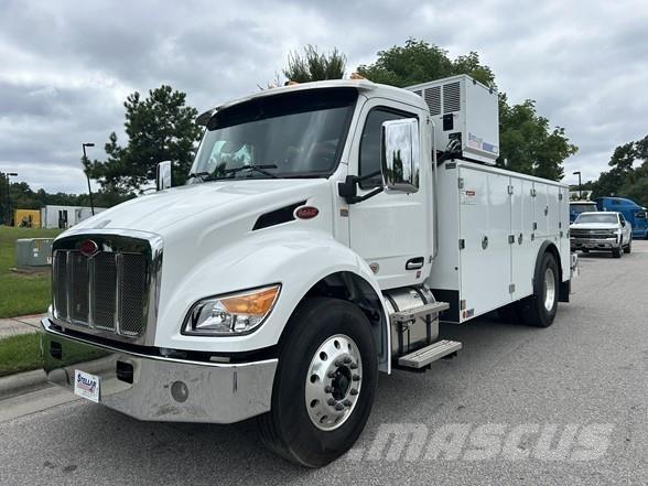Peterbilt 537 Construction - Autres