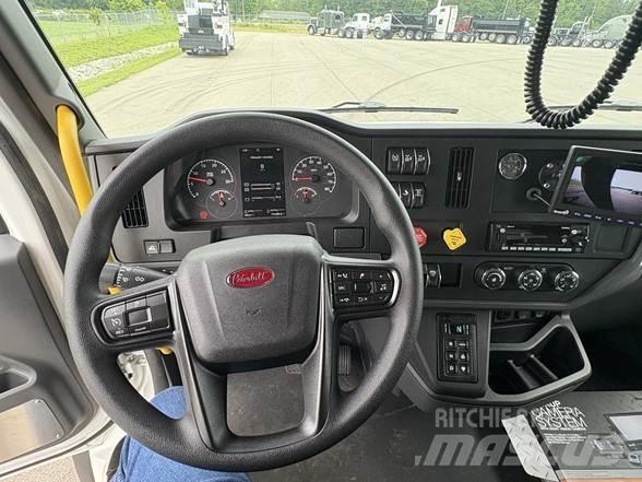 Peterbilt 548 Camion benne