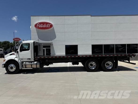 Peterbilt 548 Camion plateau