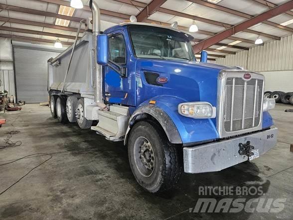 Peterbilt 567 Camion benne