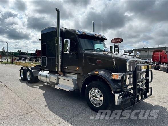 Peterbilt 567 Tracteur routier