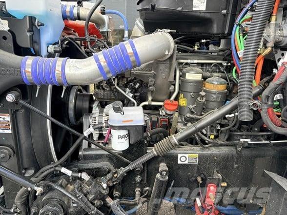 Peterbilt 567 Construction - Autres