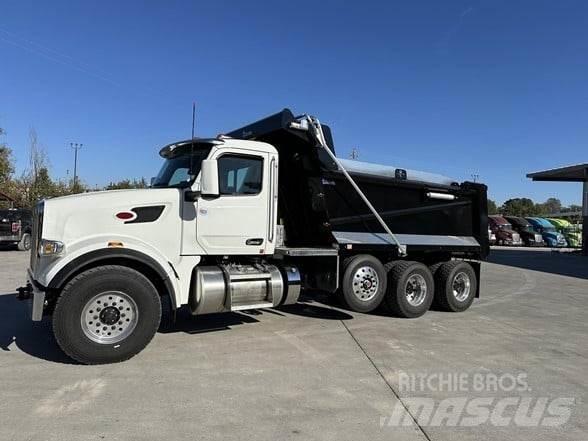 Peterbilt 567 Camion benne