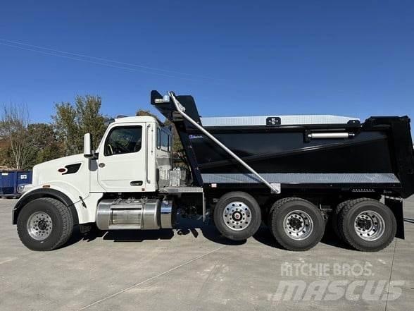 Peterbilt 567 Camion benne