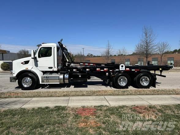 Peterbilt 567 Camion poubelle