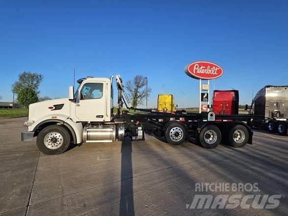 Peterbilt 567 Camion poubelle