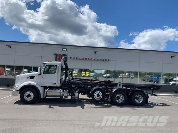 Peterbilt 567 Camion poubelle