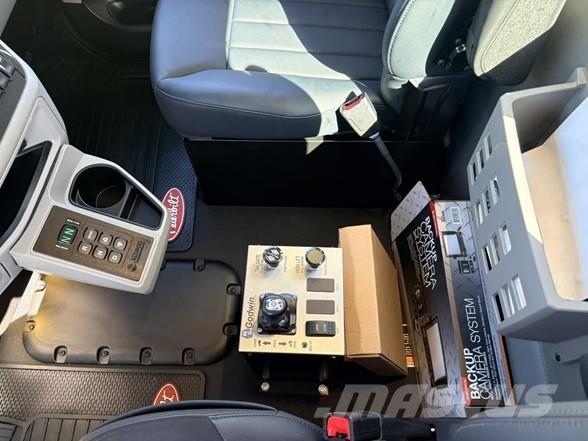 Peterbilt 567 Camion benne