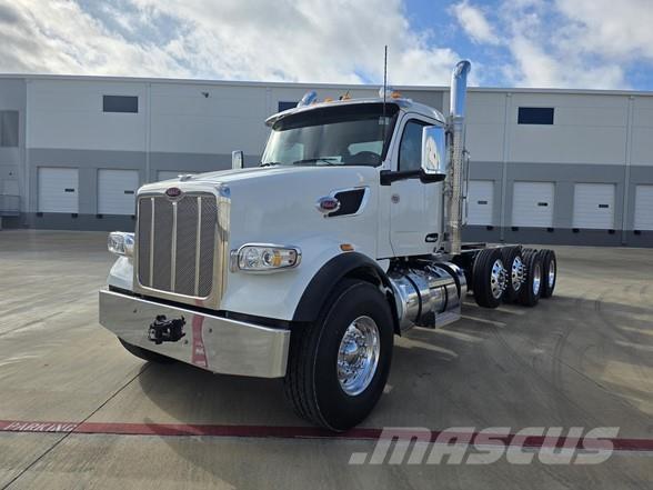 Peterbilt 567 Camion benne