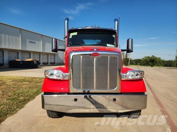 Peterbilt 567 Tracteur routier