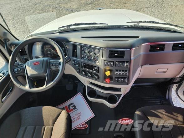 Peterbilt 567 Tracteur routier