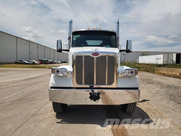 Peterbilt 567 Tracteur routier