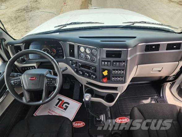 Peterbilt 567 Tracteur routier