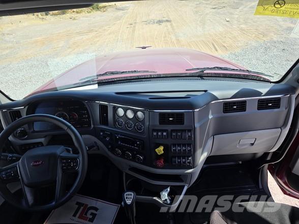 Peterbilt 567 Tracteur routier