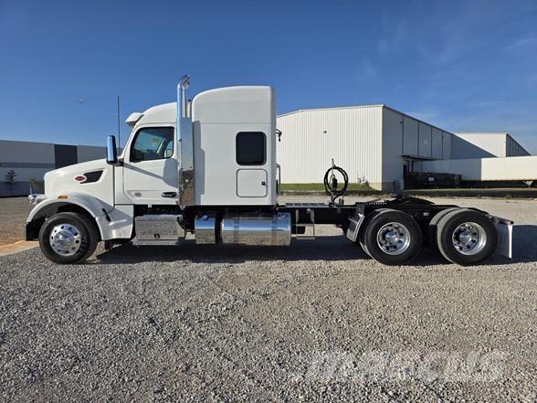 Peterbilt 567 Tracteur routier