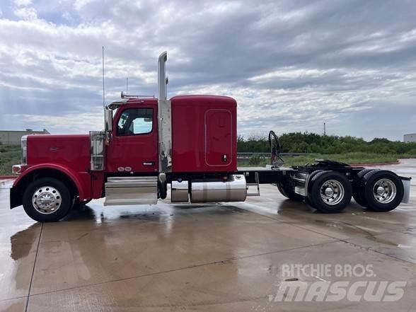 Peterbilt 589 Tracteur routier