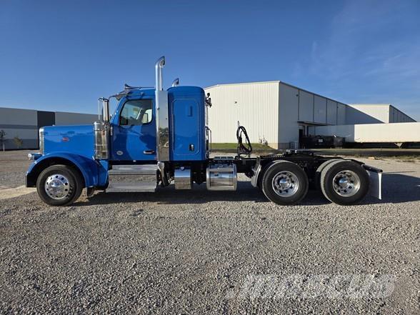 Peterbilt 589 Tracteur routier