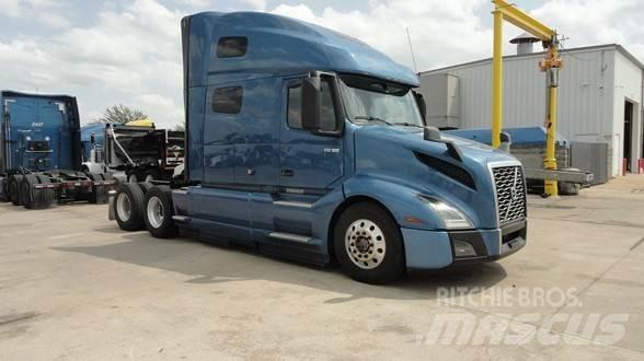 Volvo VNL64T760 Tracteur routier