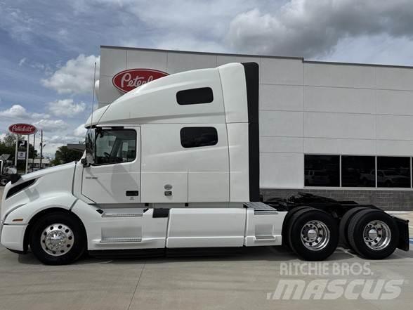 Volvo VNL64T860 Tracteur routier