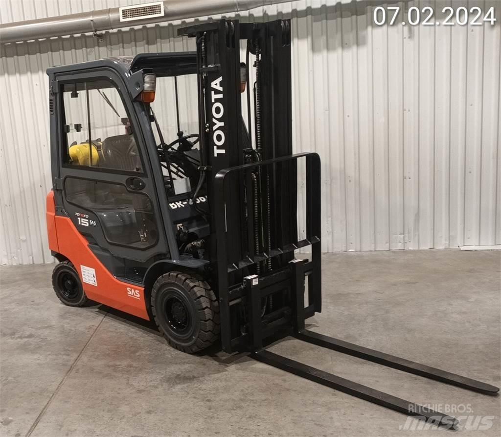 Toyota 02-8FGF15 Chariots GPL