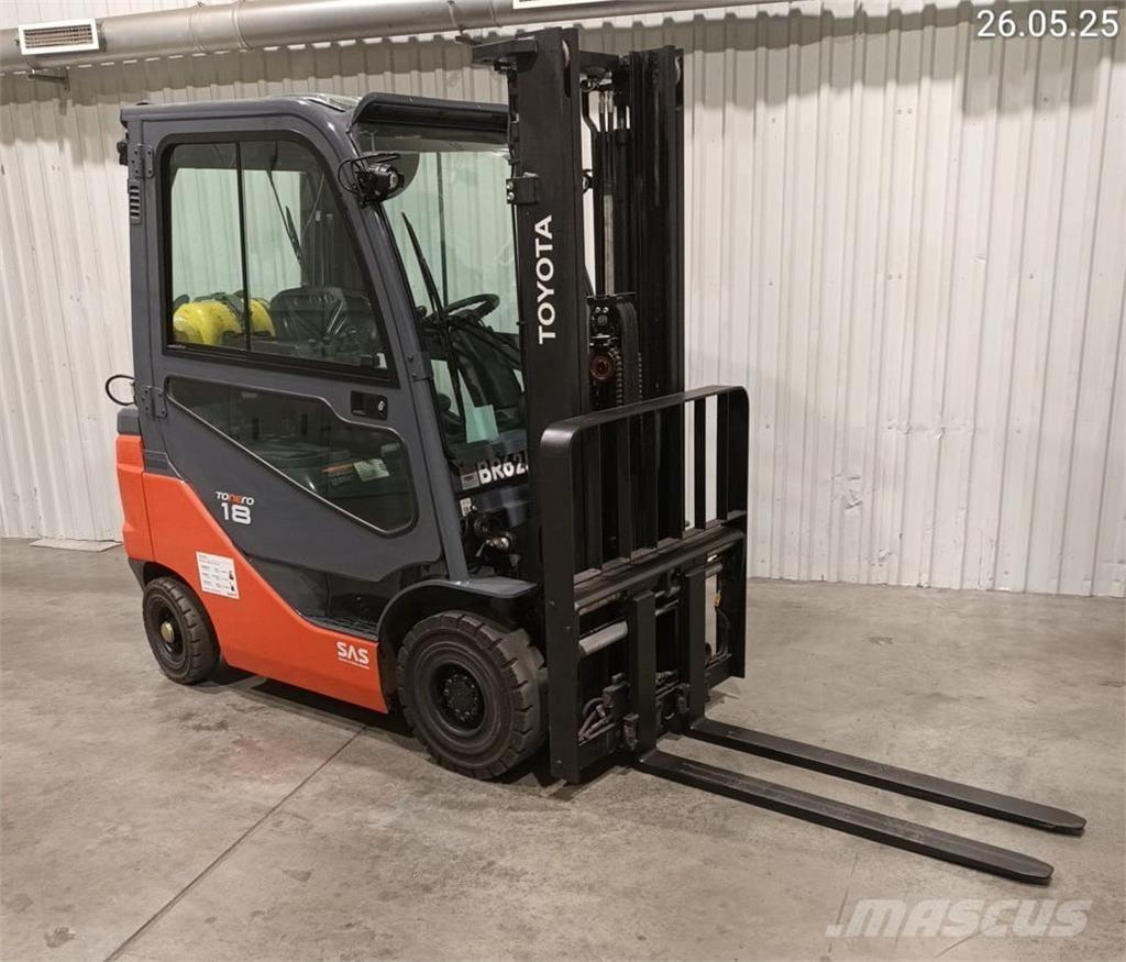 Toyota 02-8FGF18 Chariots GPL