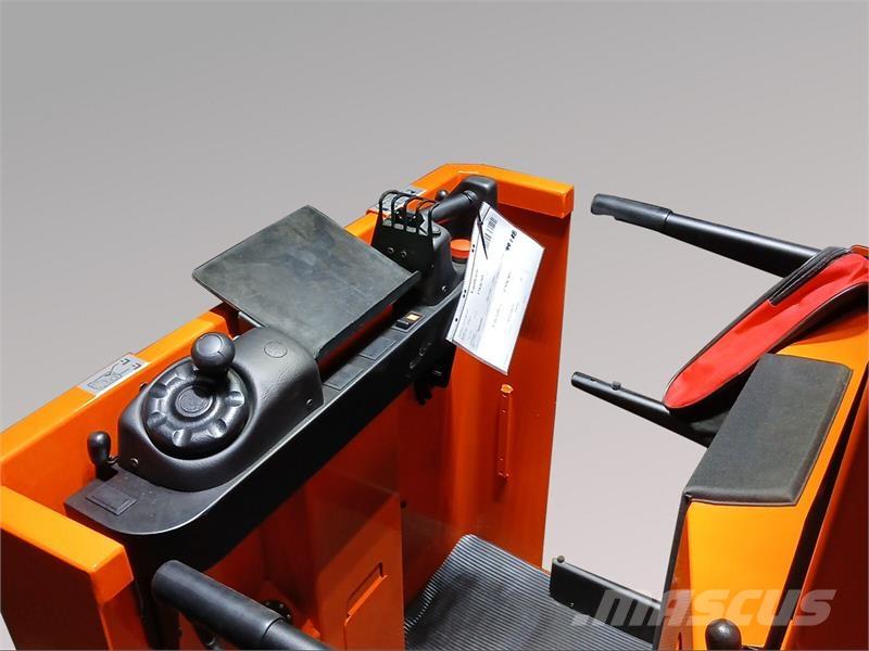 BT OME100M Préparateur de commande au sol