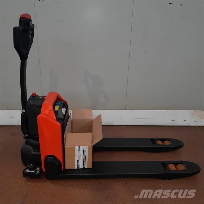 BT LHE130 Chariots élévateurs électriques