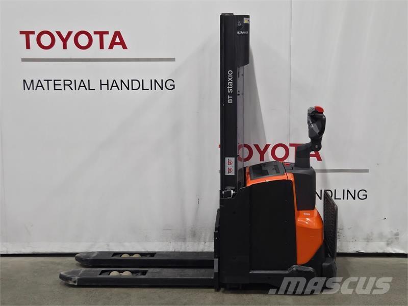 BT SWE120L Gerbeur accompagnant