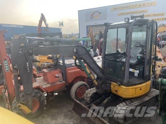 Komatsu PC26MR-3 Mini pelle < 7t
