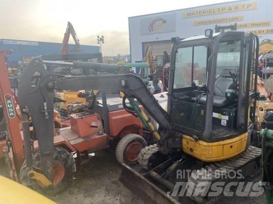 Komatsu PC26MR-3 Mini pelle < 7t