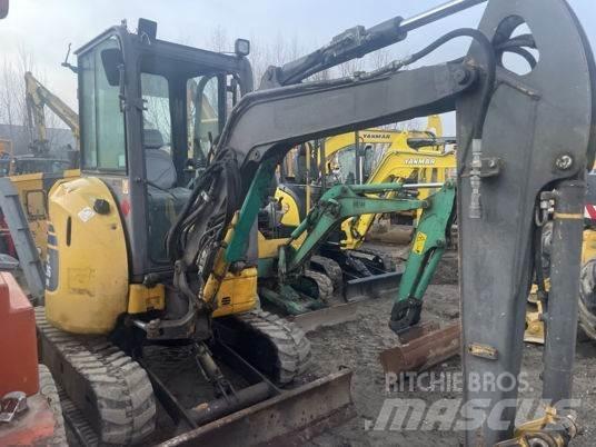Komatsu PC26MR-3 Mini pelle < 7t