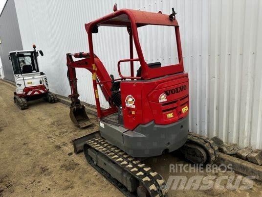 Volvo ECR25D Canopy Mini pelle < 7t