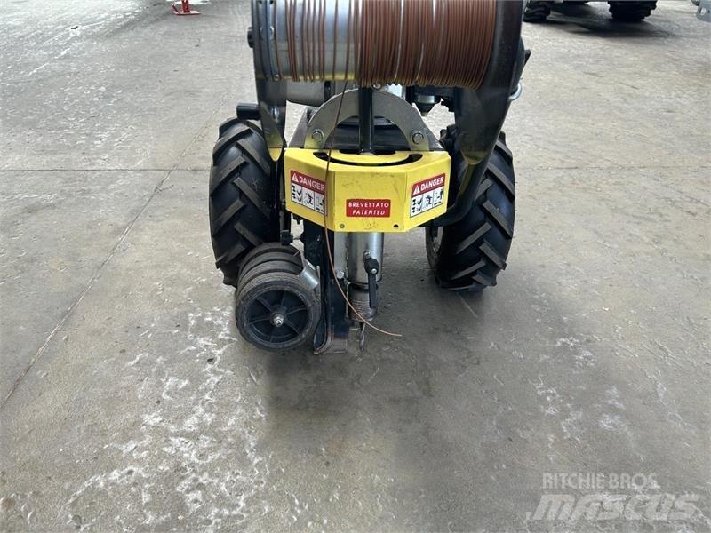  - - - Micro tracteur