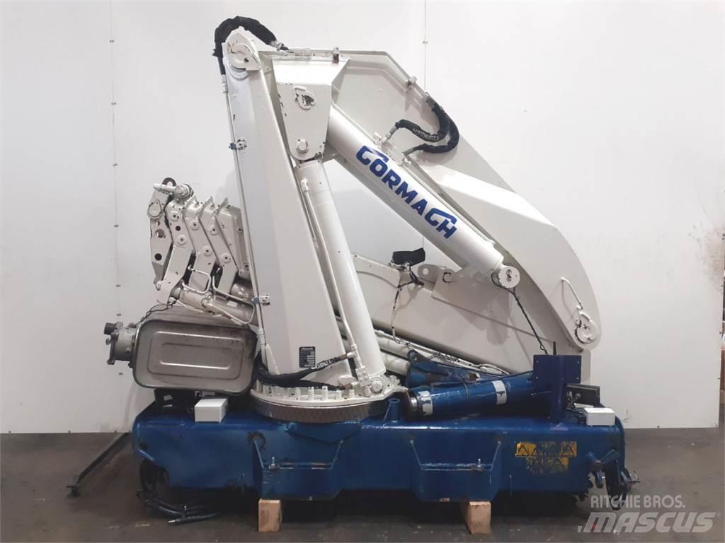 Cormach 28000 E4 Grue auxiliaire
