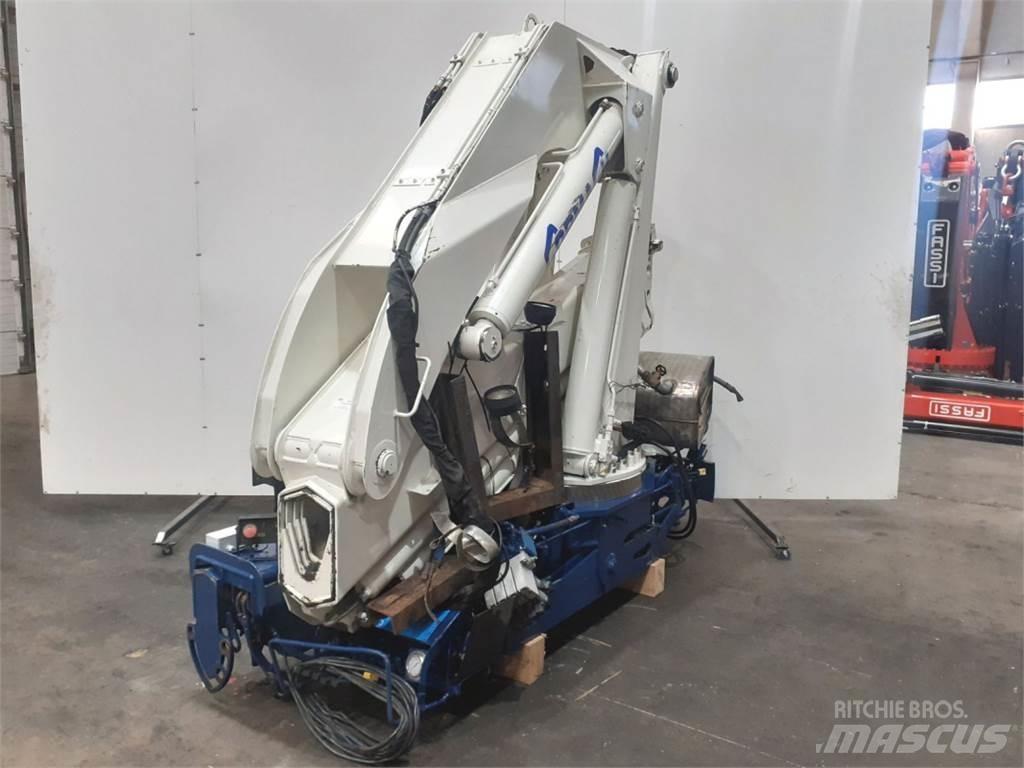 Cormach 28000 E4 Grue auxiliaire