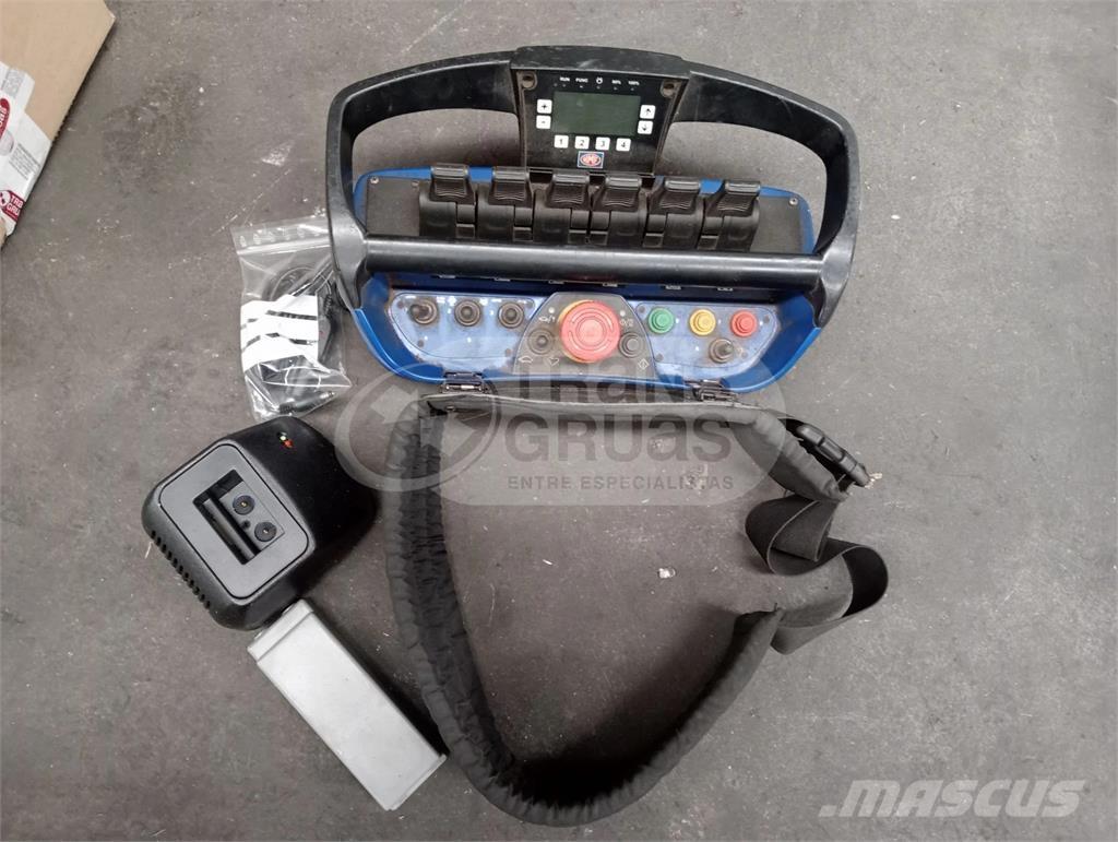 HMF 1520 K4 Grue auxiliaire