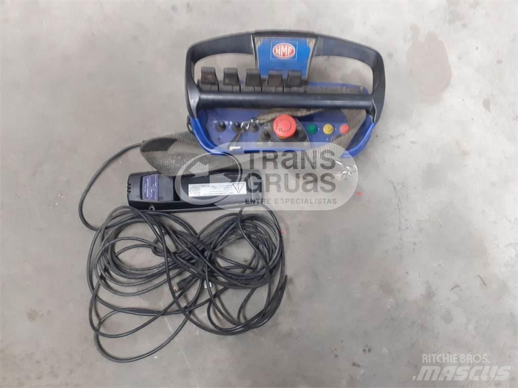 HMF 3720 K6 Grue auxiliaire