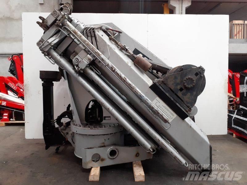 MKG 541 HP Grue auxiliaire