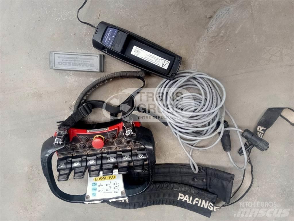 Palfinger PK 9001 EH Grue auxiliaire