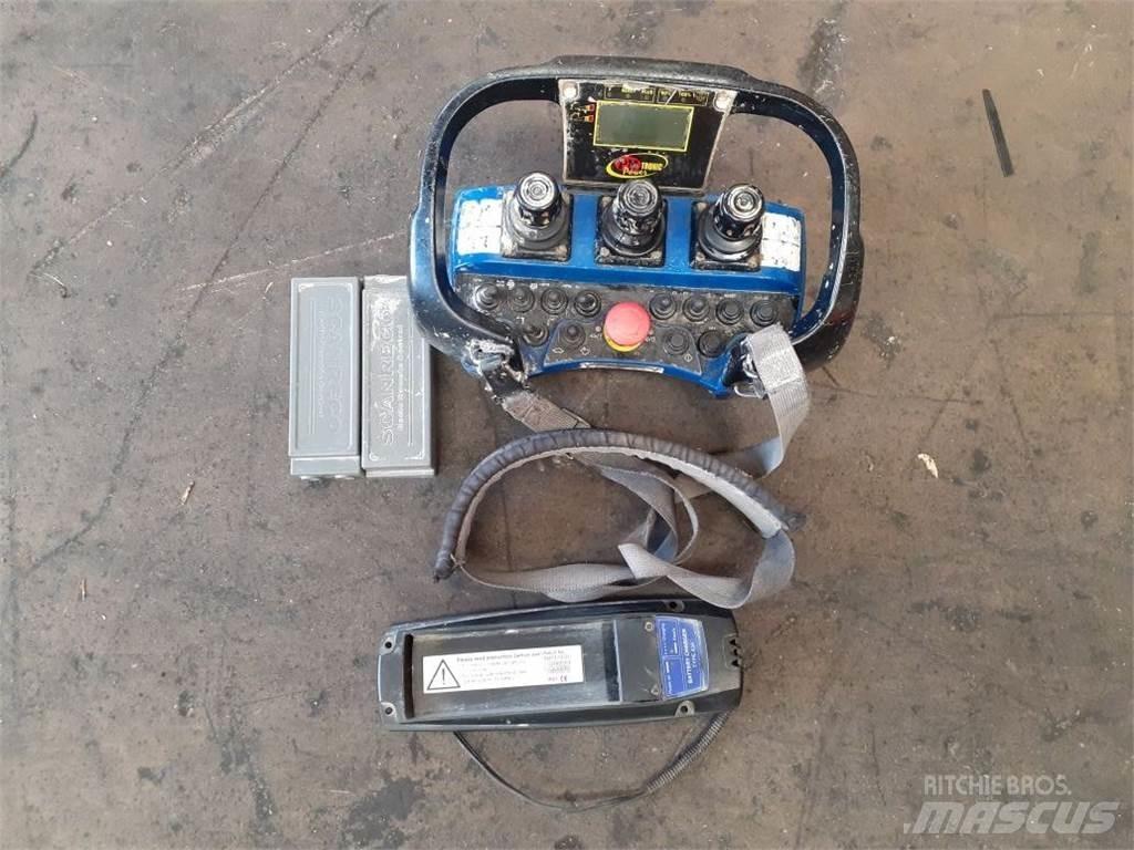 PM 23526 SP Grue auxiliaire
