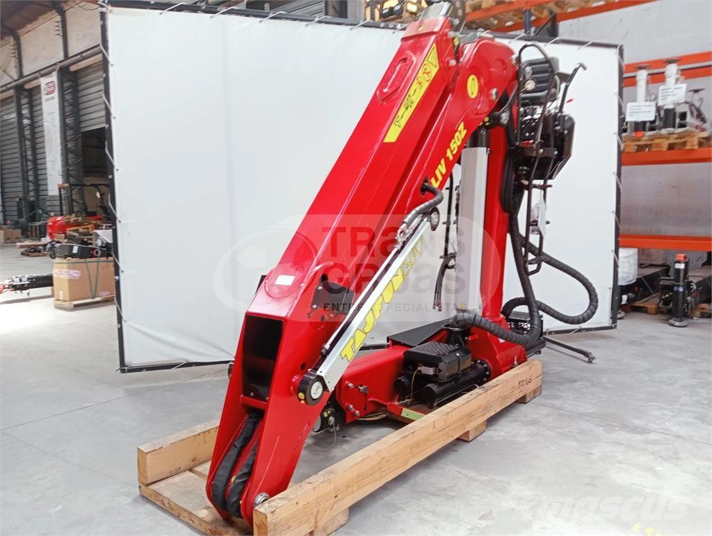 Tajfun Liv L150Z.96 Grue, Chargeur