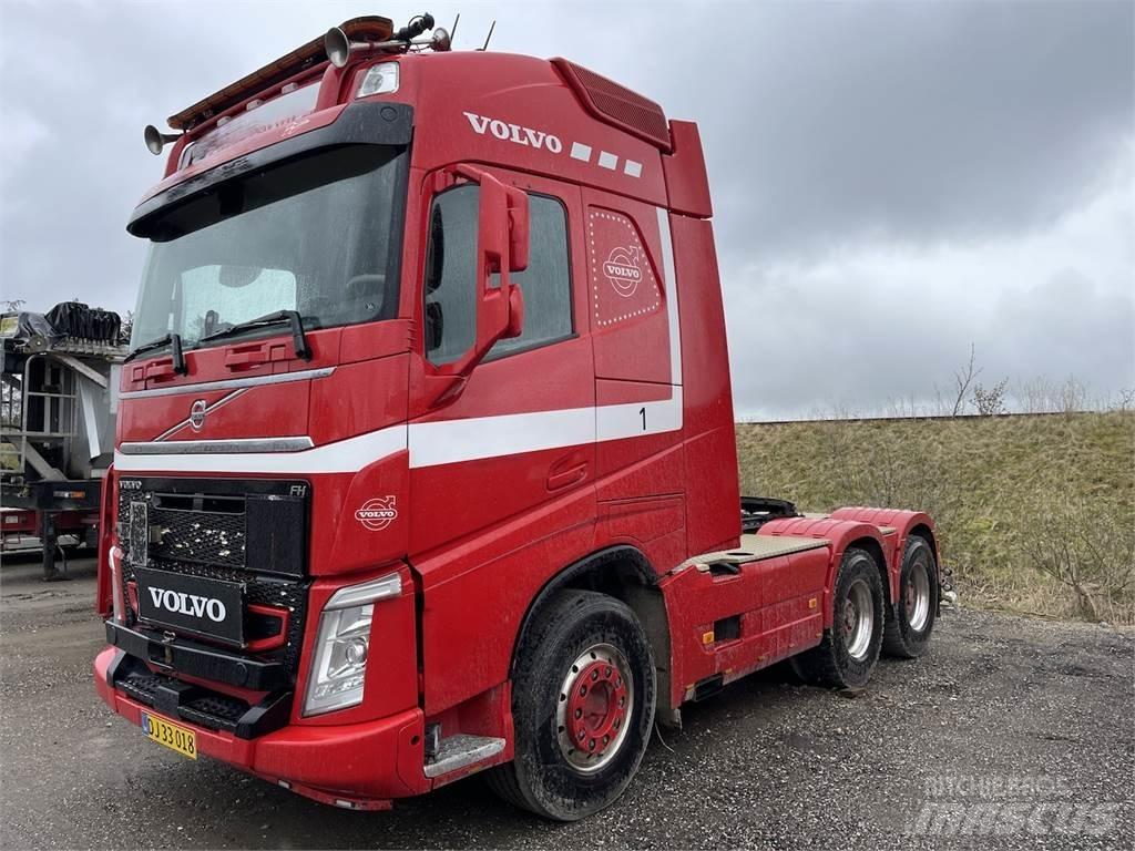 Volvo FH540 Semi remorque surbaissée