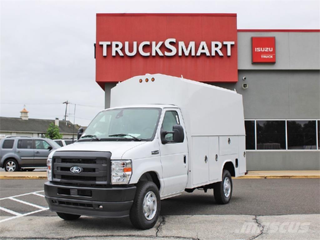 Ford E350 Camions et véhicules municipaux