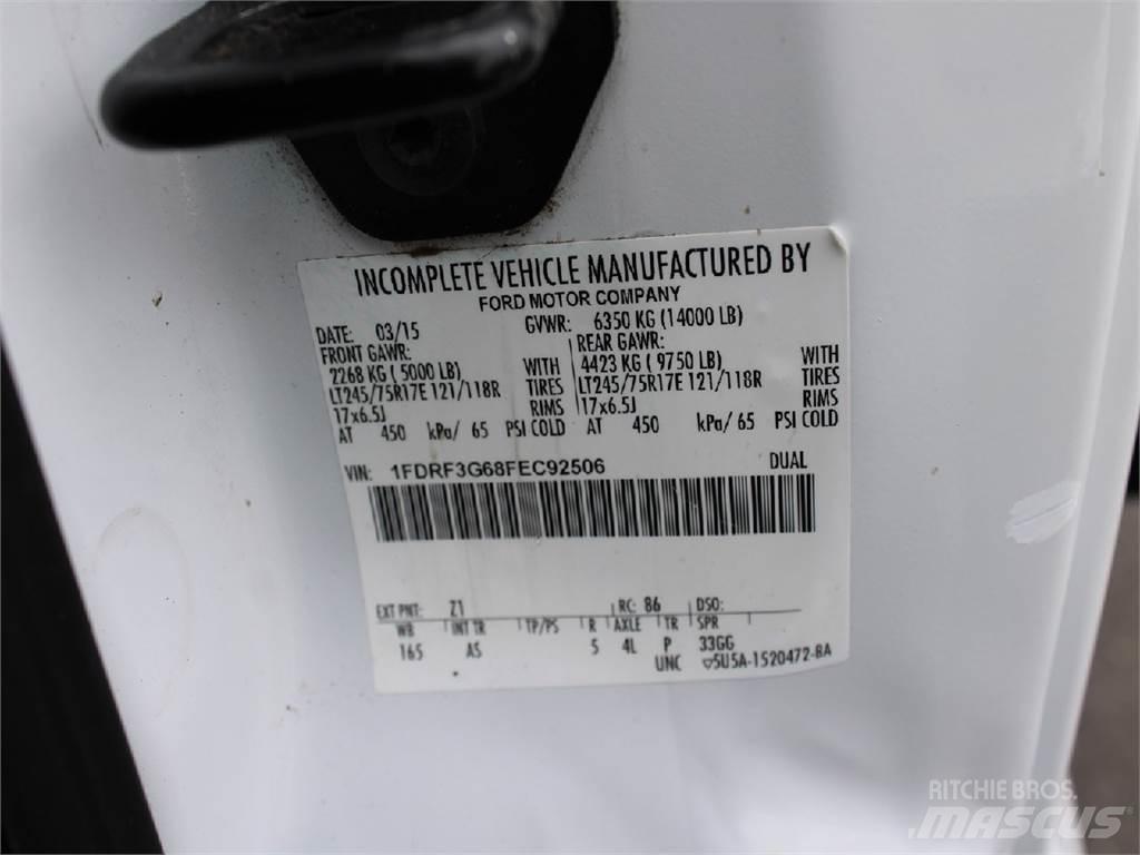 Ford F350 Camion plateau