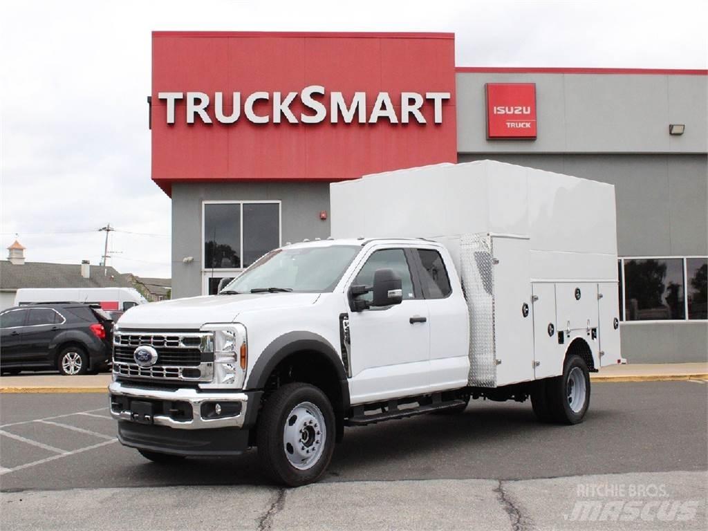 Ford F450 Camions et véhicules municipaux